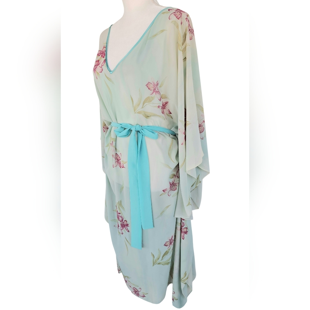 Cococabaña Kimono Floral Robe - Picture 6 of 8